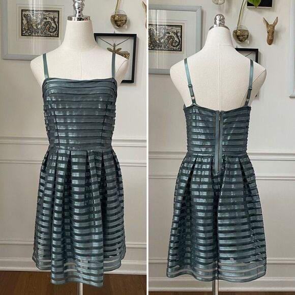 H&M Green Contrast Ribbon Fit and Flare Dress S - Picture 1 of 6